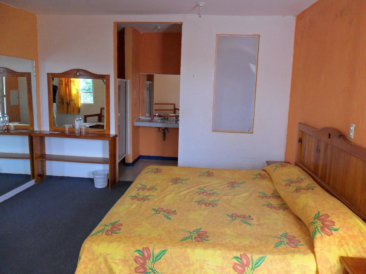 Hotel Las Cabanas Сан-Фелипе-дель-Прогресо Экстерьер фото